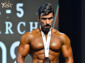 Muscular Men's Physique 178cm plus